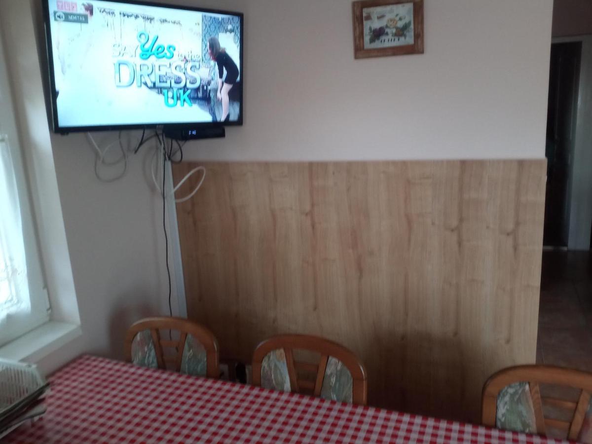 Budai Vam Apartmanhaz Печ Екстер'єр фото