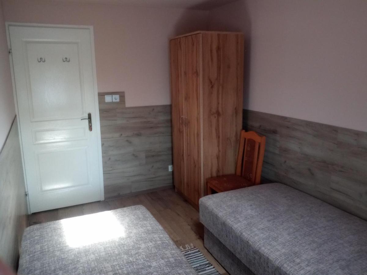 Budai Vam Apartmanhaz Печ Екстер'єр фото